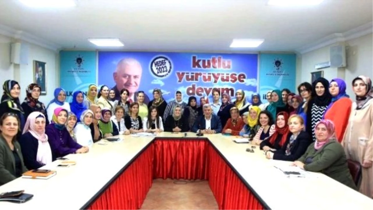 AK Parti Kocaeli Kadın Kolları Performans Sıralamasında Türkiye Zirvesine Çıktı