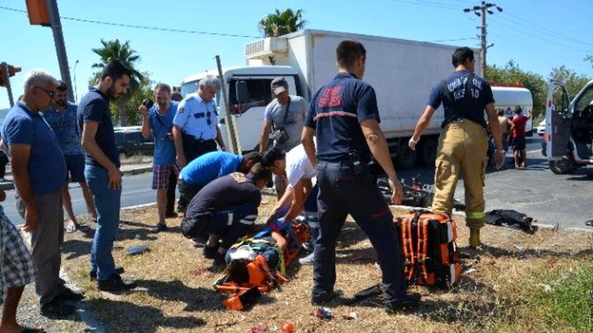 Aliağa\'da Trafik Kazası: 2 Yaralı