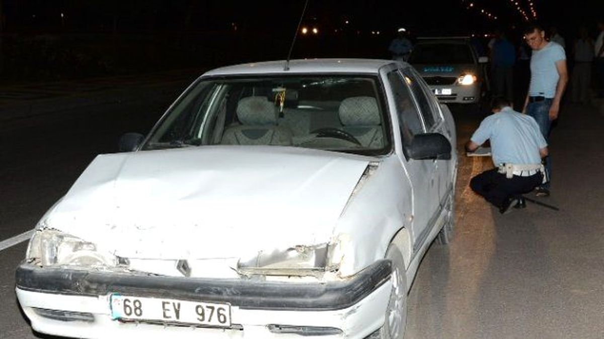Alkollü Sürücünün Aracı Önündeki Otomobile Çarptı: 2 Yaralı
