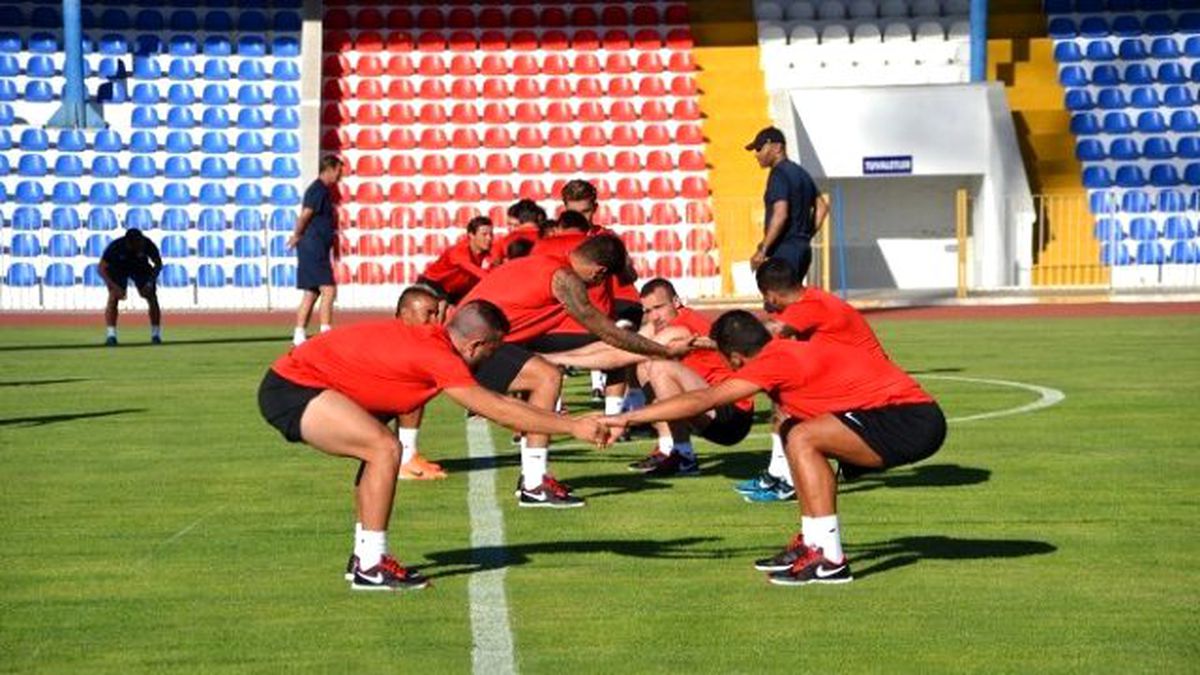 Antalyaspor\'da Isparta Kampı Başladı