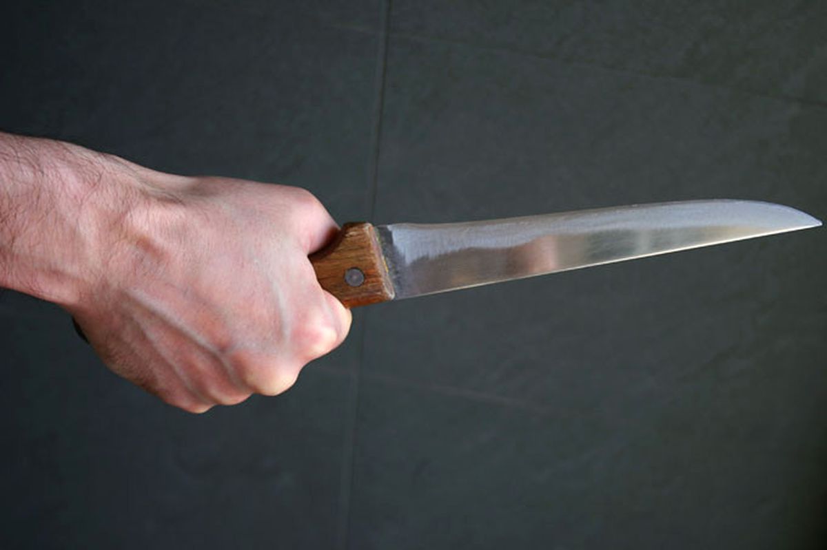 Arazi ve Yol Tartışmasında Kardeşini Boğazını Keserek Öldürdü