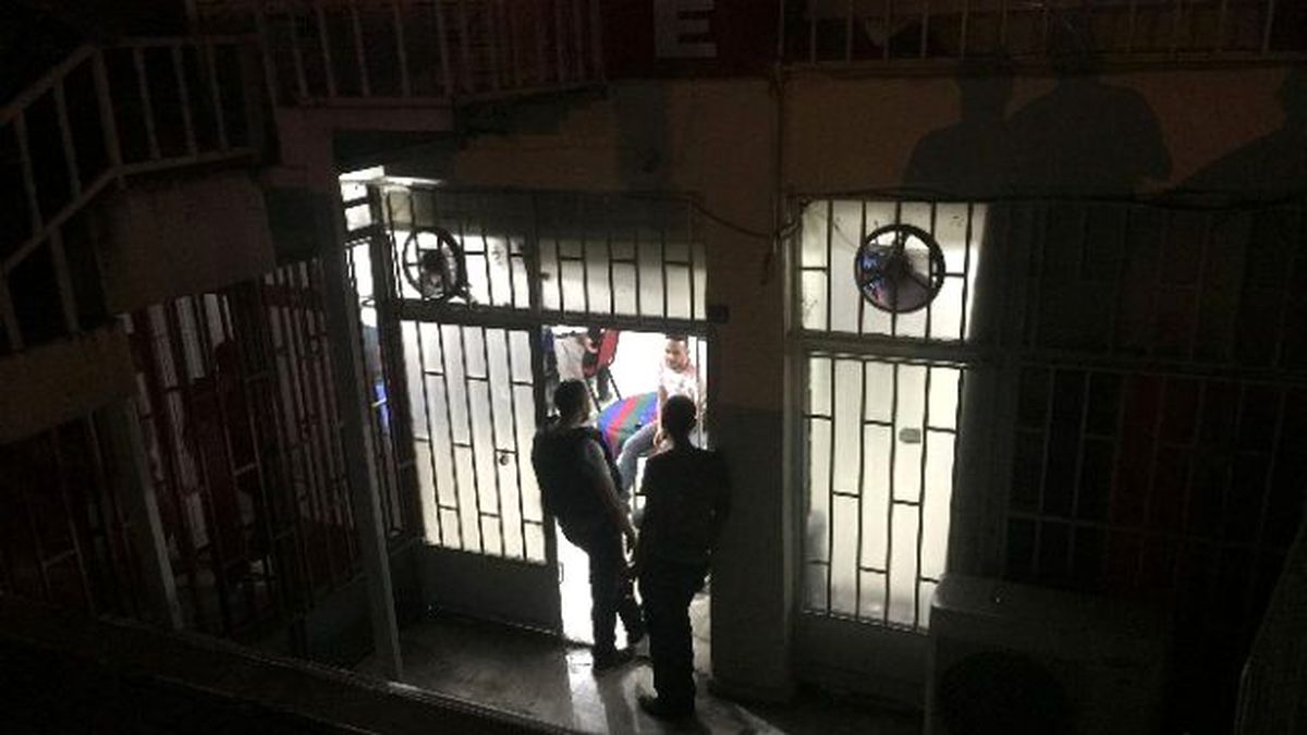 Bağlar\'da 300 Polisle Asayiş Uygulaması