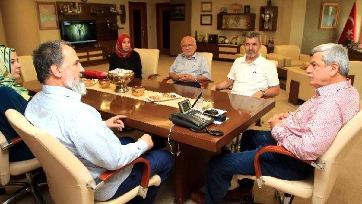 Başkan Karaosmanoğlu, İhl Okul Aile Birliğini Ağırladı