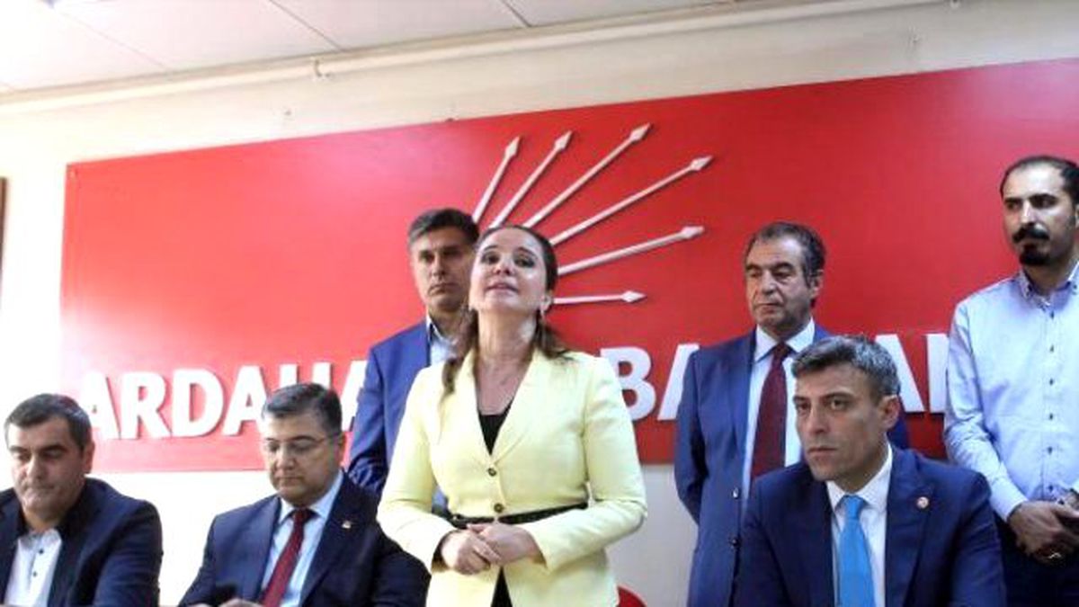 CHP\'li Cankurtaran: O Kişi 10 Gün Konuşmasa Ülkede Gerilim Düşer