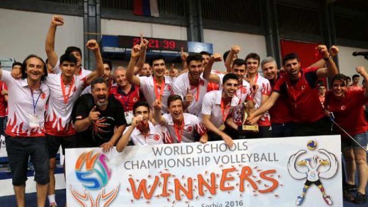 Doğa Okulları Genç Erkek Voleybol Takımı Dünya Şampiyonu Oldu