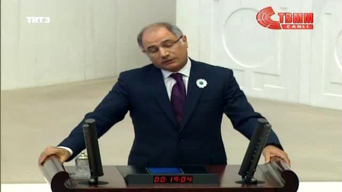 Efkan Ala: Yarar Gördüğümüz Suriyelileri Türk Vatandaşlığına Alacağız 1-
