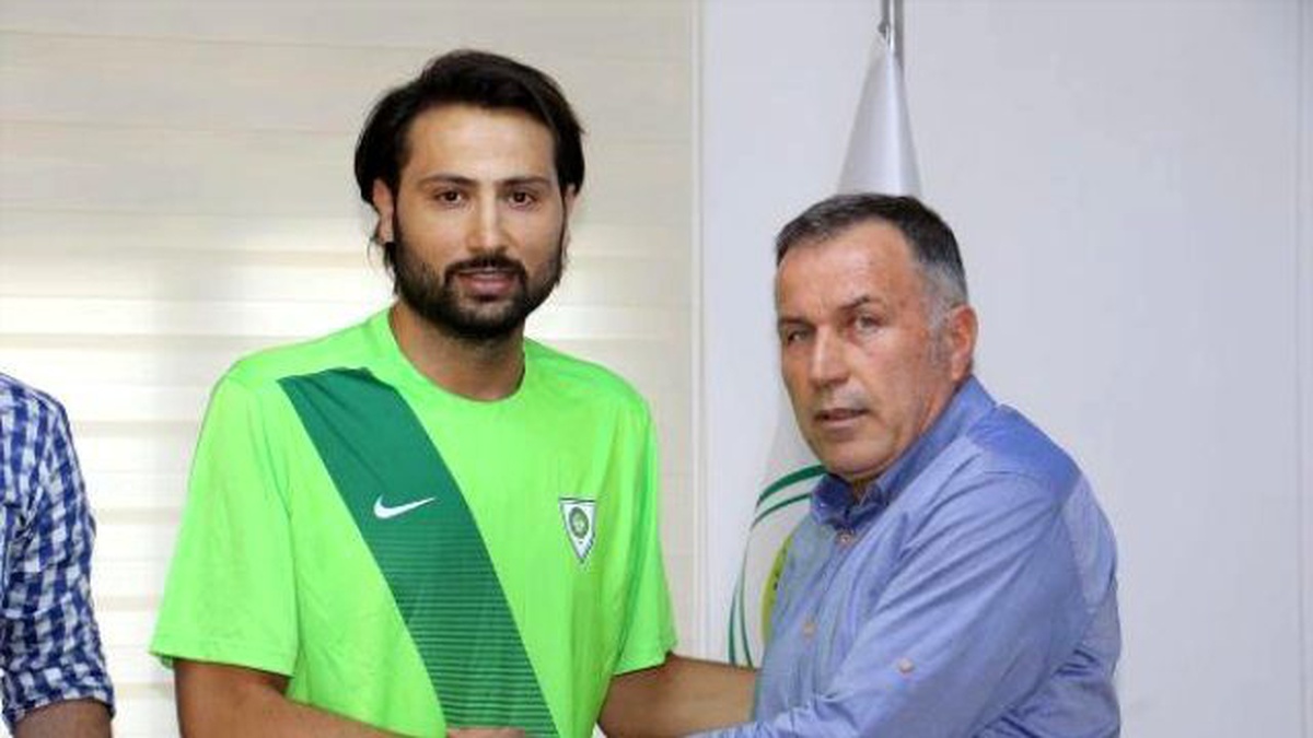 Manisa Büyükşehir Belediyespor Golcü Ali\'yi Aldı