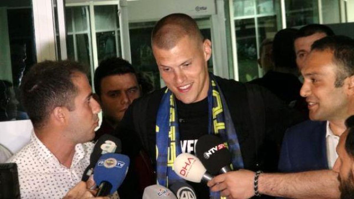 Martin Skrtel İstanbul\'da