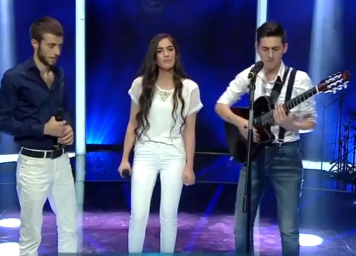 Melek Akustik \'Leyla\'