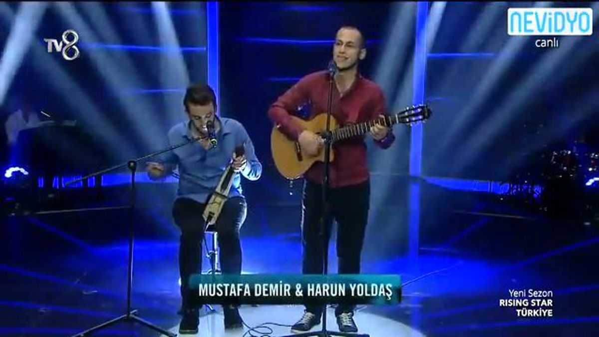 Mustafa ve Harun \'Hasta Oldum Derdine\'