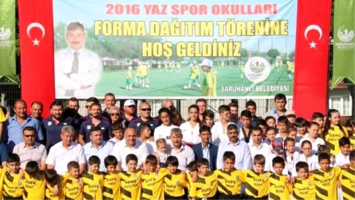 Saruhanlı\'da Bin Öğrencilik Yaz Spor Okulu Açıldı