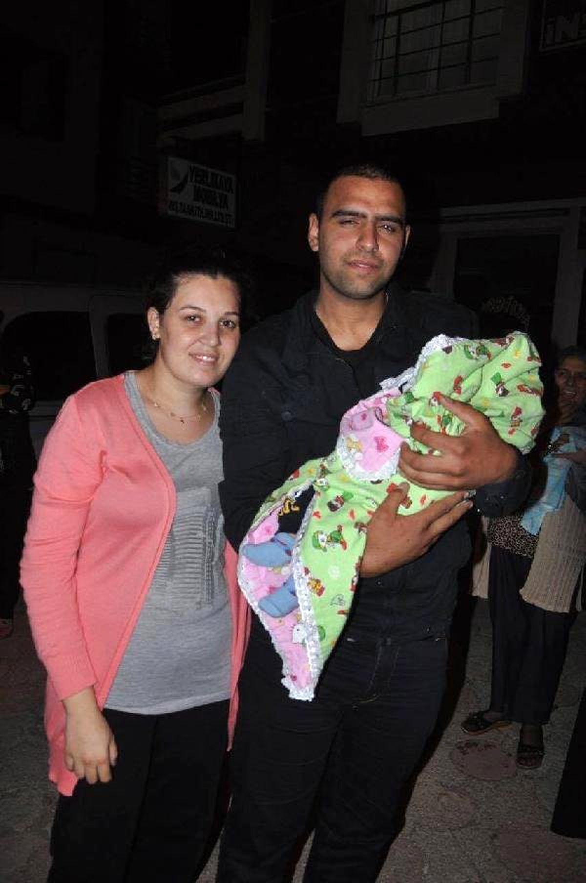 Terör Saldırısından Kurtulan Askerin Ailesi Oğulları İçin Kurban Kesti