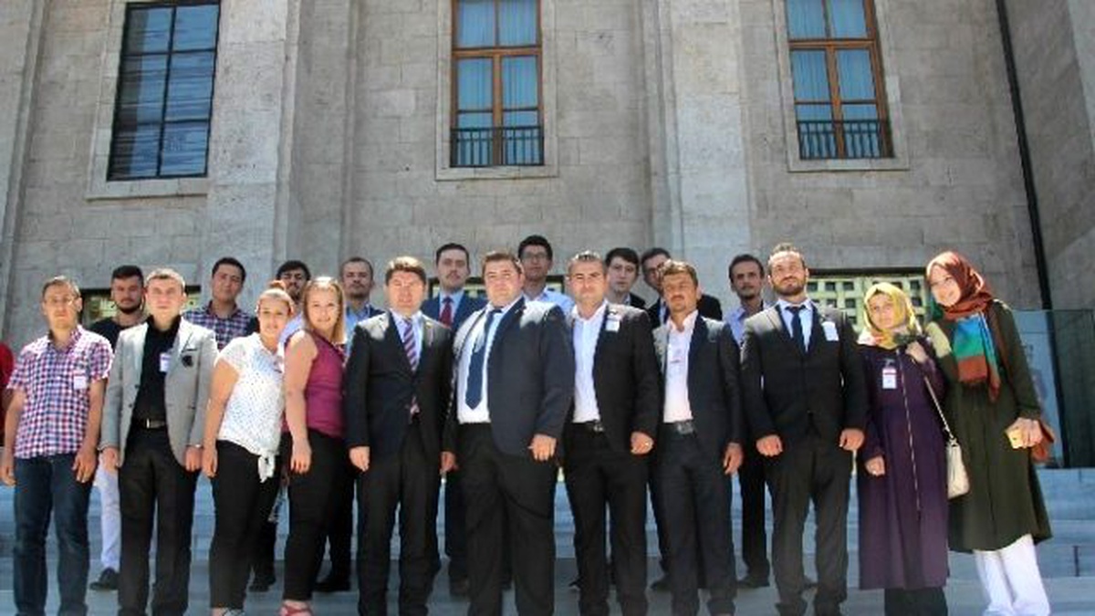 Ak Partili Gençler Meclisi Gezdi