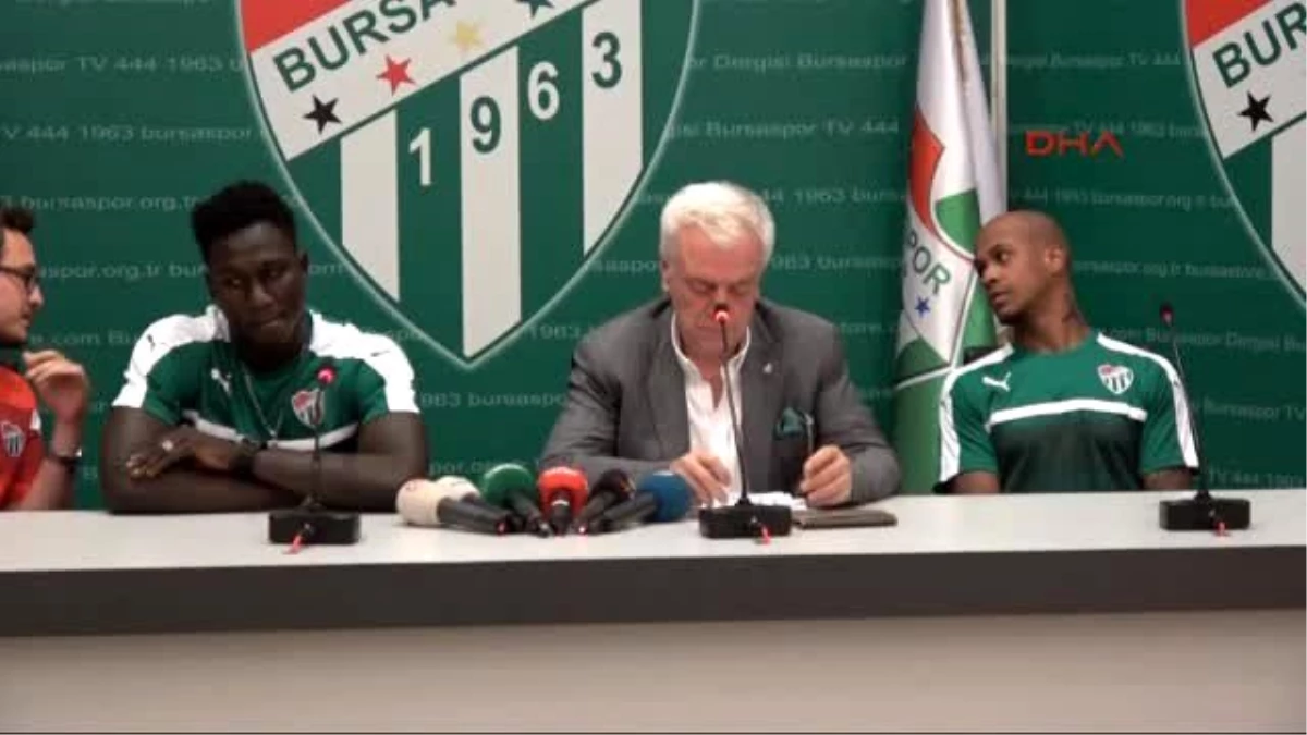 Bursaspor\'da Del Valle ile Sane İmzaladı