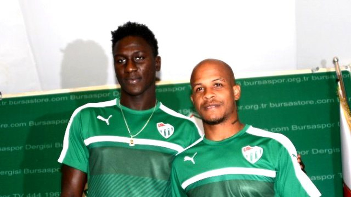 Bursaspor, Del Valle ve Sane ile Sözleşme İmzaladı