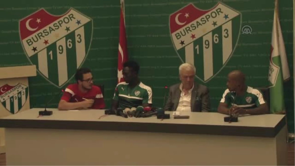 Bursaspor\'un Yeni Transferleri Sözleşme İmzaladı