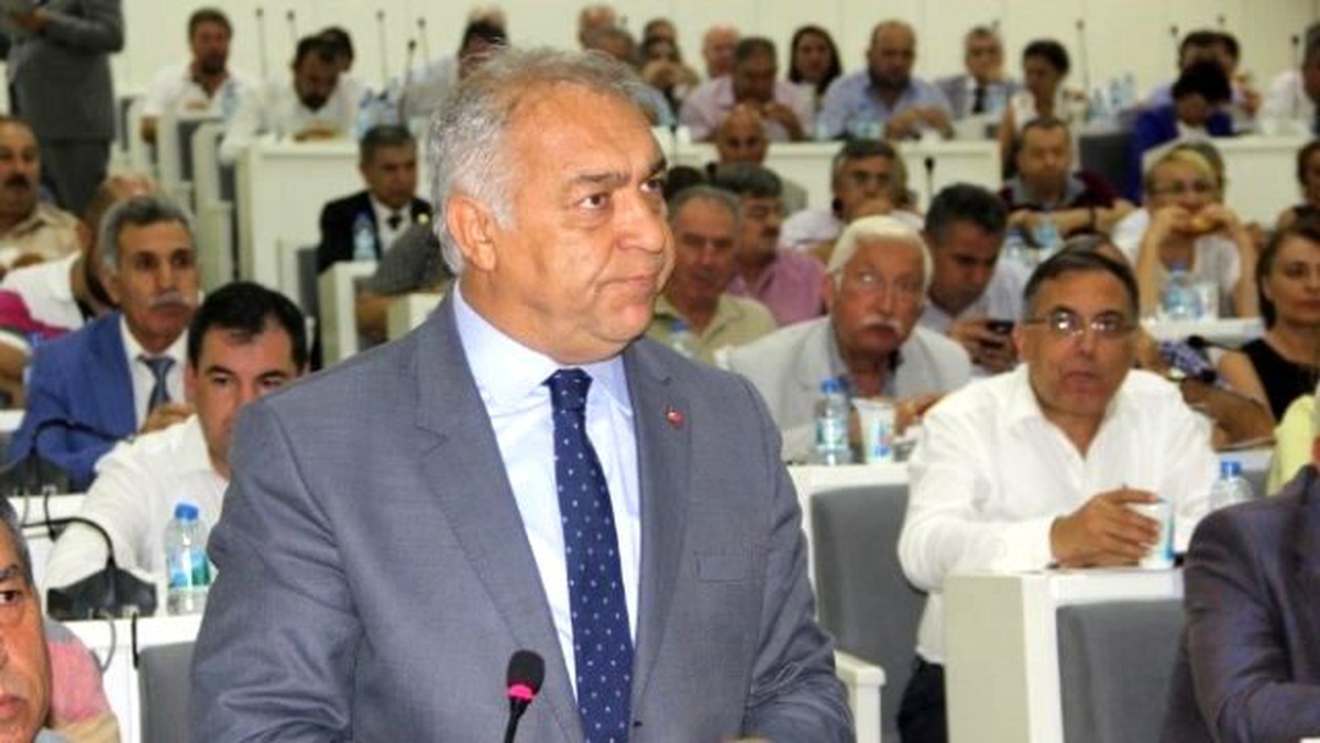 Büyükşehir Meclisinde Pazar Yeri Tartışması