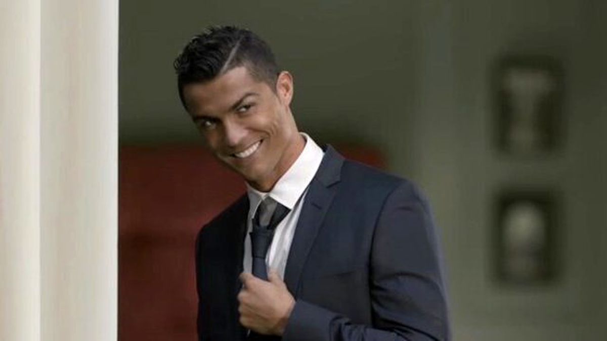 Cristiano Ronaldo, Endonezyalı Amanda Lopez'e İnstagram'dan Mesaj Attı