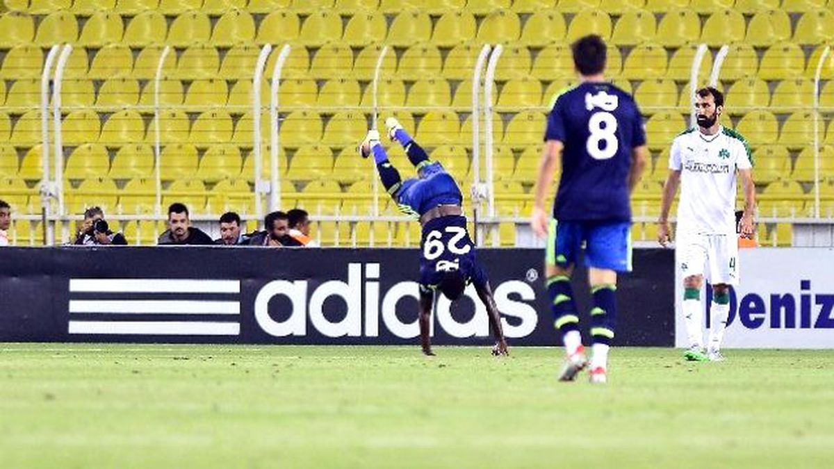 Fenerbahçe Hazırlık Maçında Panathinaikos\'u 2-1 Mağlup Etti.