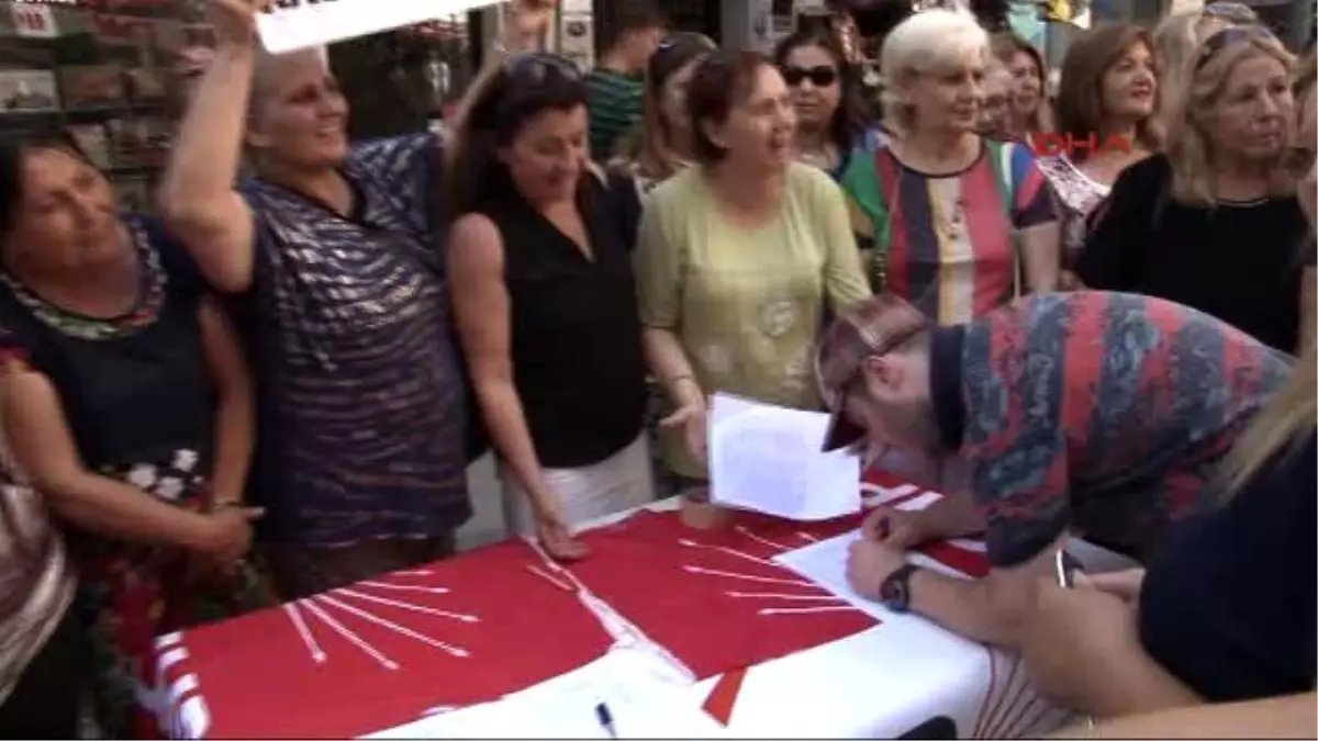 İzmir Kadınlardan Müftüler Nikah Kıymasın İmzası