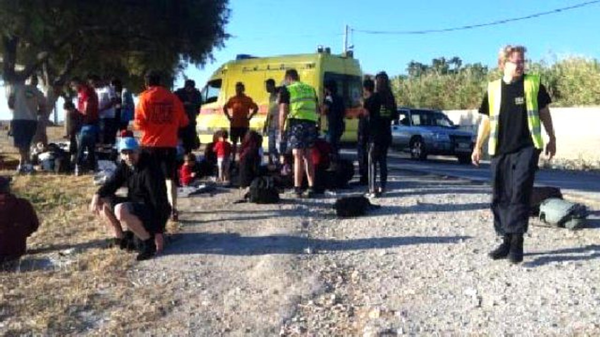 Kaçak Teknesi Alabora Oldu: 1 Çocuk Öldü, 6 Kayıp