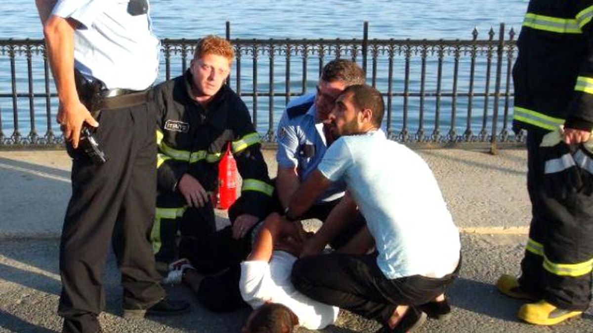 Kendini Yakmak İstedi, Çakmağı Düşürünce Etkisiz Hale Getirildi