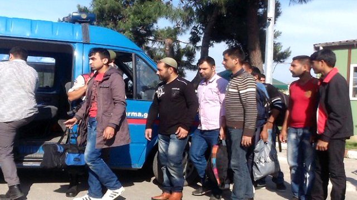 Kırklareli\'nde Göçmen Kaçakçılığı Operasyonu