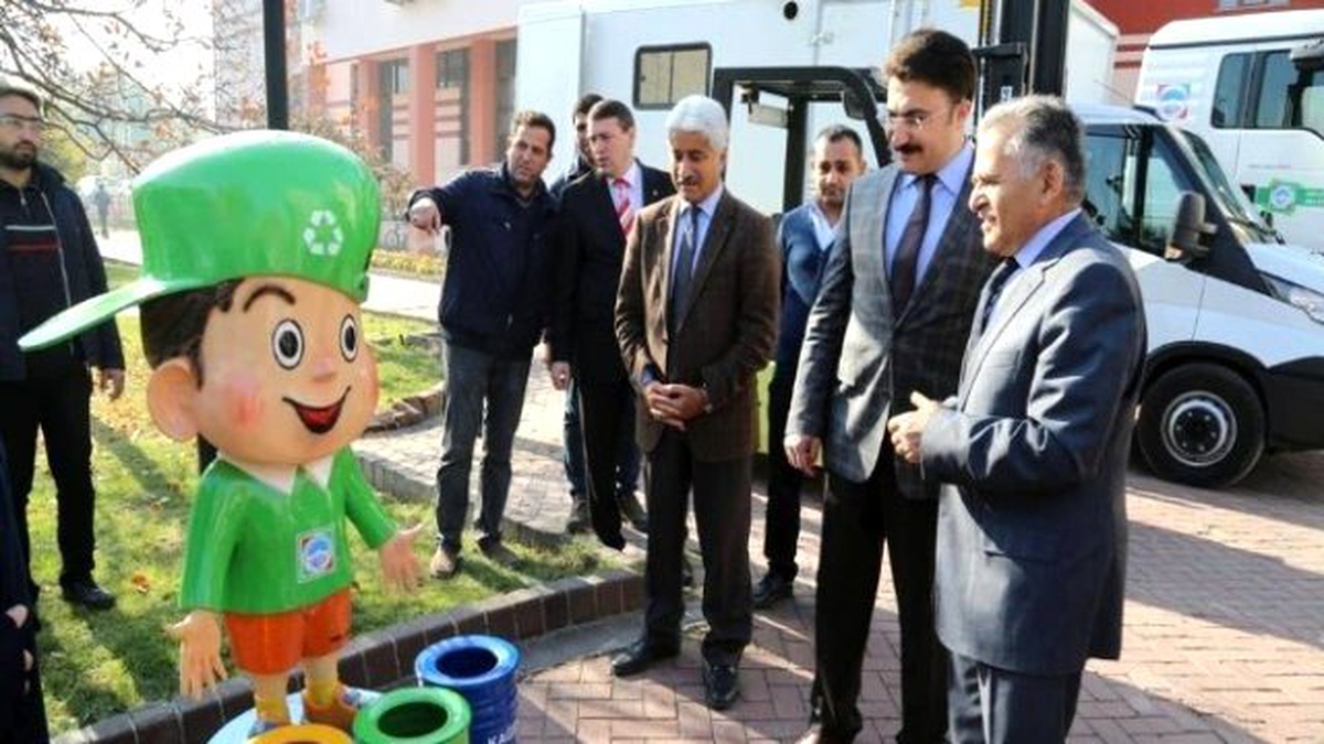 Melikgazi Belediyesi Geri Dönüşüm Projeleri ile Tüm Türkiye\'ye Örnek Oluyor