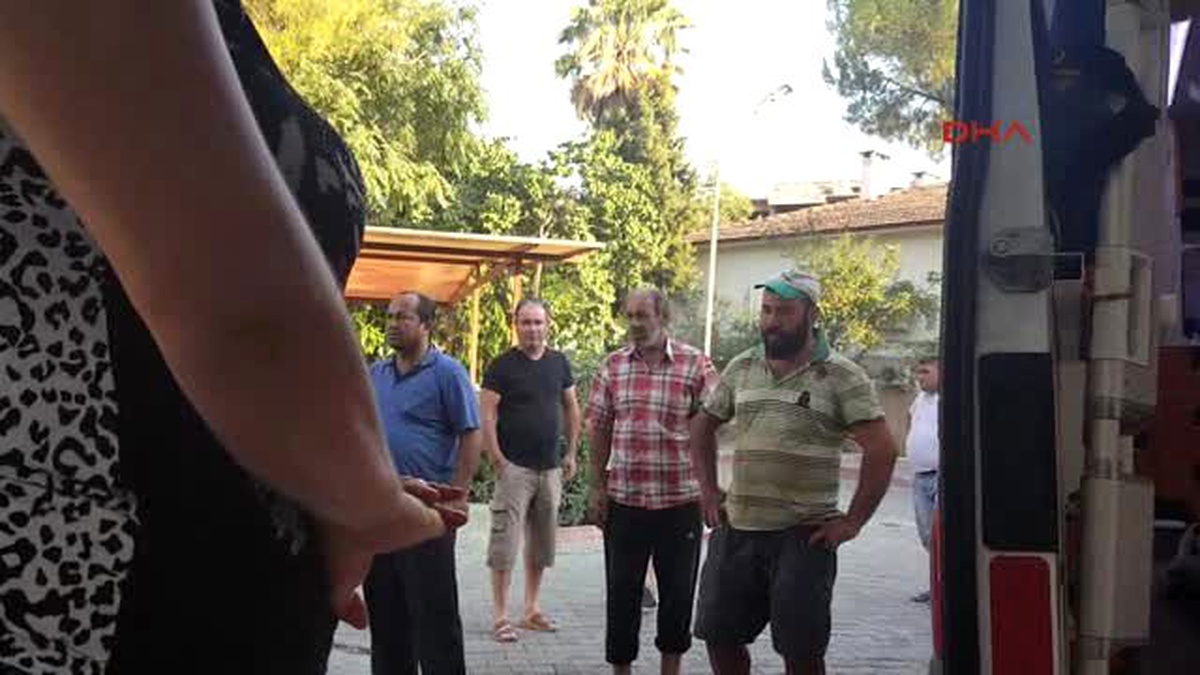 Ortaca Traktörden Düşen Çocuk Ağır Yaralandı
