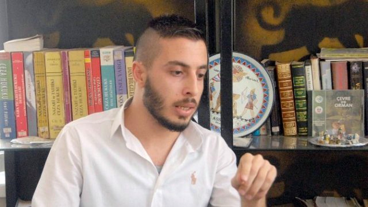 \'Beyaz Yakalı\' Suriyelilerin Vatandaşlık Sevinci