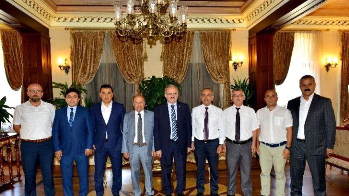 Sendikacılardan Vali Karaloğlu\'na Ziyaret