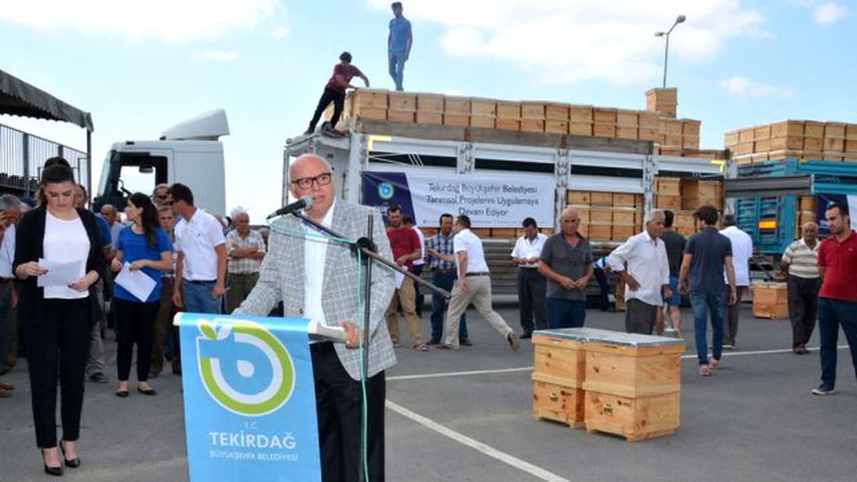 Süleymanpaşa\'da arı üreticilerine 1140 adet arı kovanı dağıtıldı