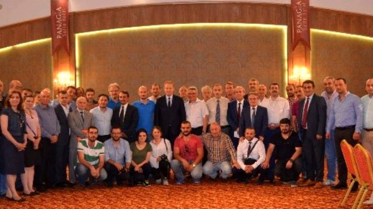 Vali Yavuz Basın Mensupları ile Yemekte Buluştu