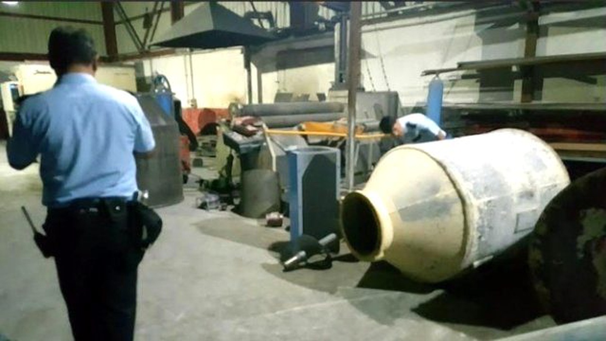 Bilecik\'te Fabrika İşçisi 2 Tonluk Kazanın Altında Kaldı