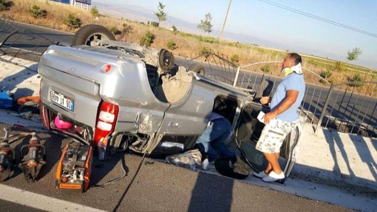 Afyonkarahisar\'da Trafik Kazası: 4 Yaralı