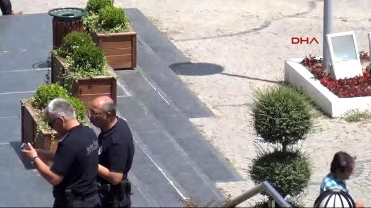 Bursa Adliyesi\'nde Şüpheli Çanta Alarmı