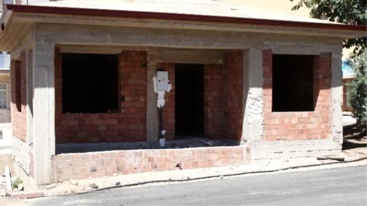 Elazığ Belediyesi Muhtarlık ve Taziye Evleri Yaptırıyor