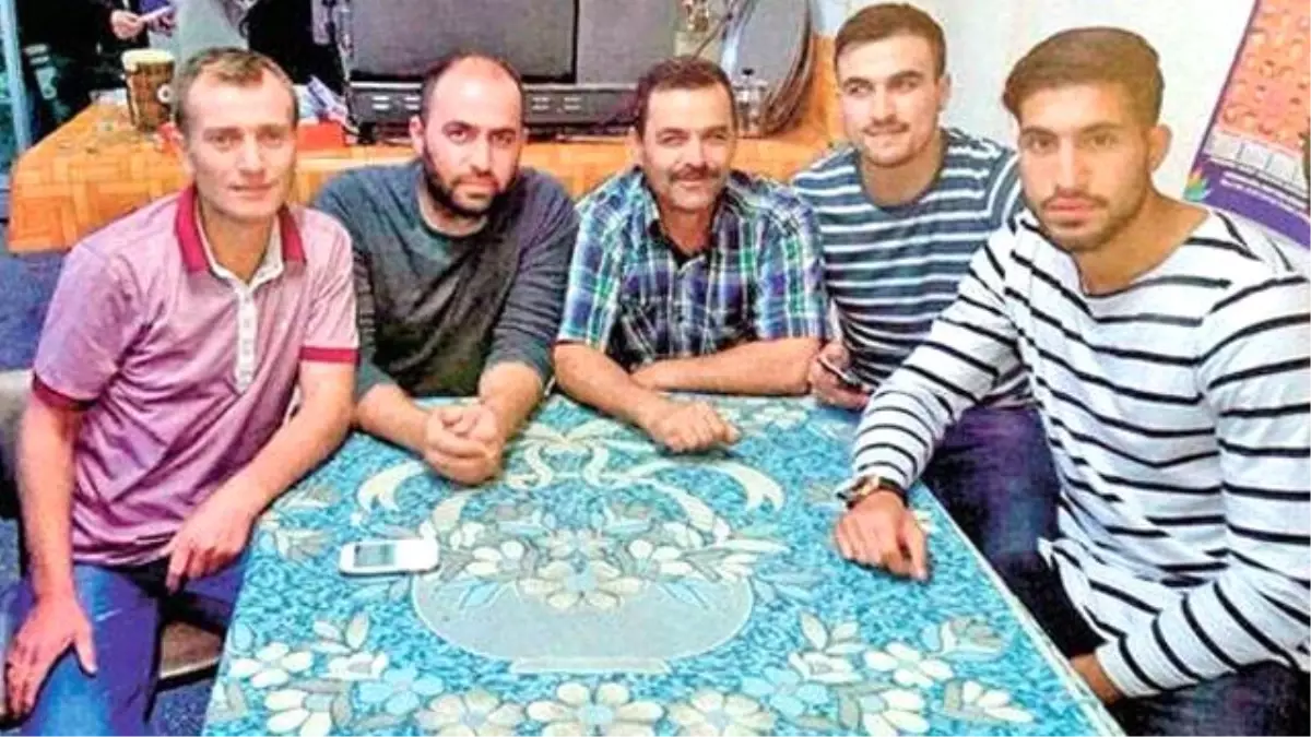 Emre Can, Memleketi Afyon'a Gitti