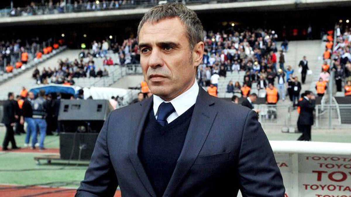 Ersun Yanal'ın İstemediği 8 Oyuncu Takımdan Ayrılmak İstemiyor