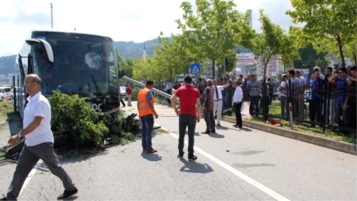 Giresun\'da Trafik Kazası: 4 Yaralı