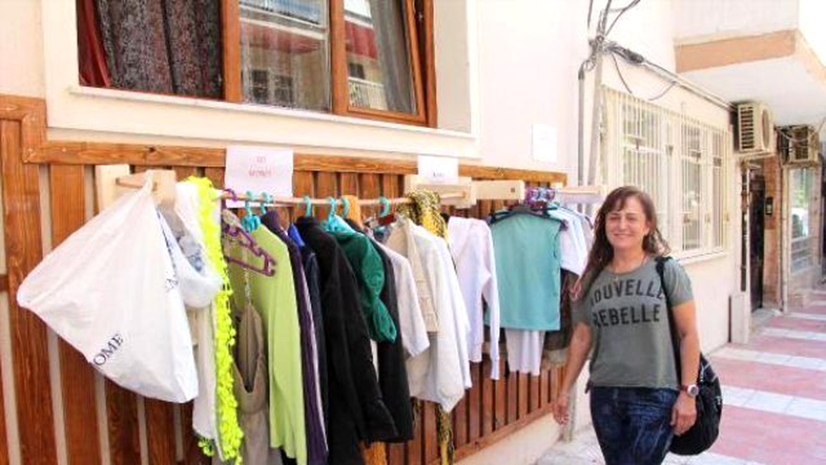 Giysi Kardeşliği\'ne Destek Bekliyor