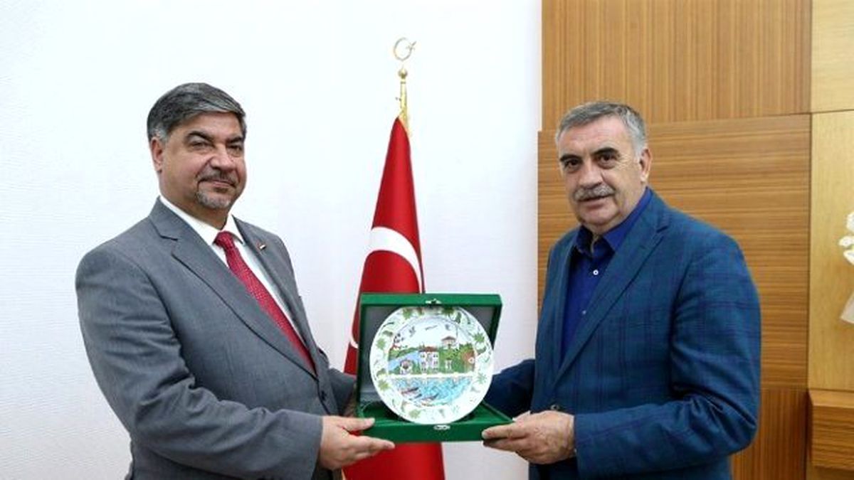 Irak Büyükelçisi Al-Alaw\'inden Başkan Toçoğlu\'na Ziyaret