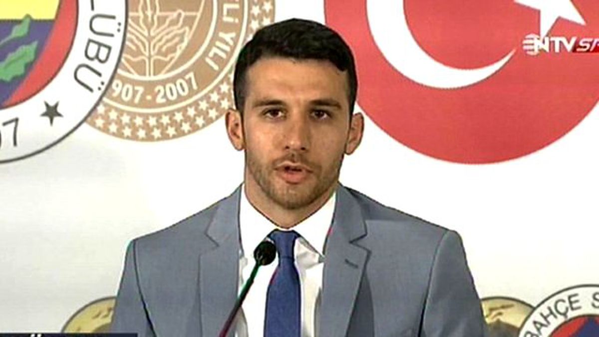 İsmail Köybaşı, Soyunma Odasındaki Görüntüler İçin Fenerbahçe'den Özür Diledi