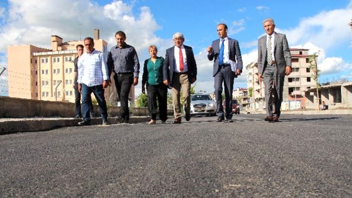 Kars\'ta Asfalt Çalışmaları Hız Kesmeden Devam Ediyor