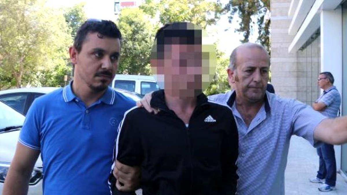 Lokanta Cinayetinin Zanlısı Teslim Oldu; \'Uyuşturucu Satmamı İstedi\'