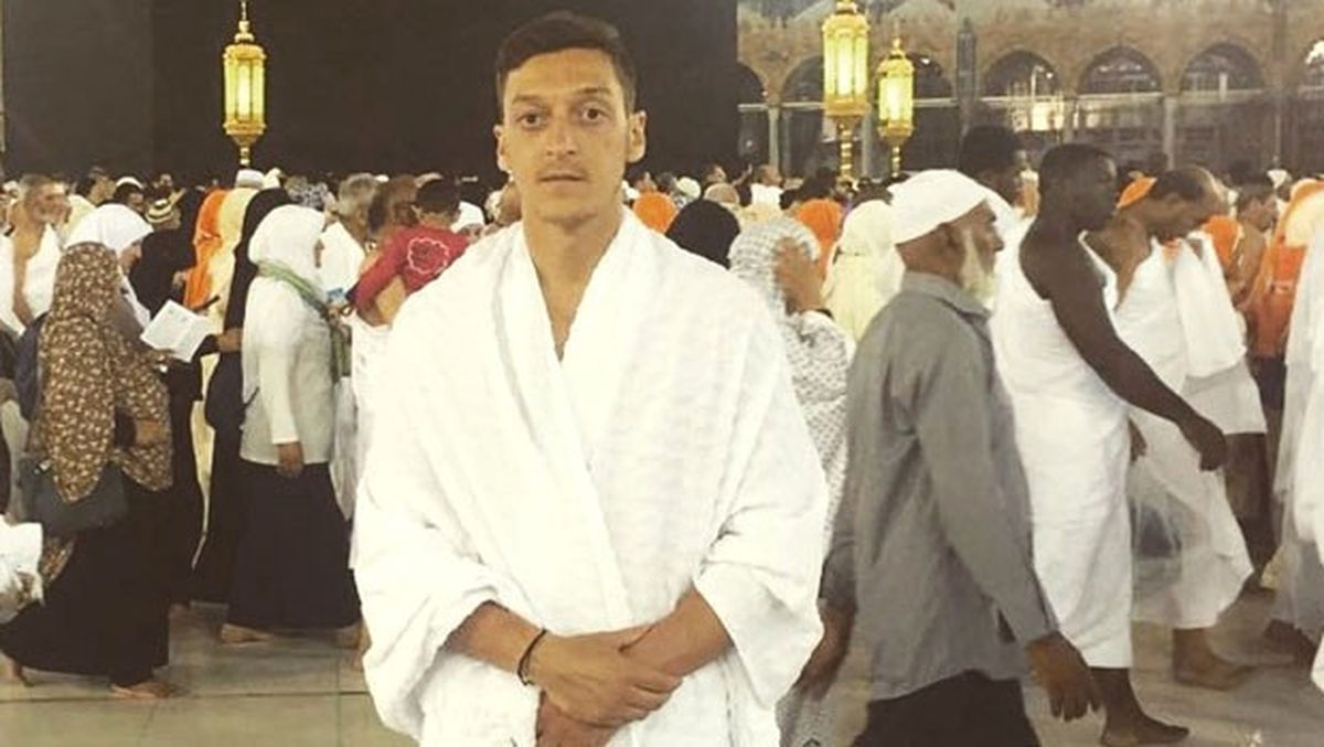 Merkel\'den Mesut Özil Açıklaması!
