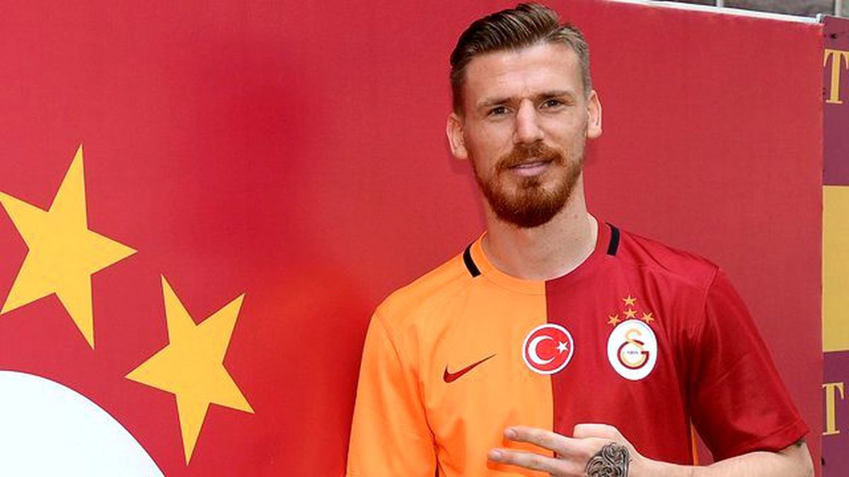 Serdar Aziz: Hoca Çok Disiplinli, Dinlenince Hemen Bağırıyor