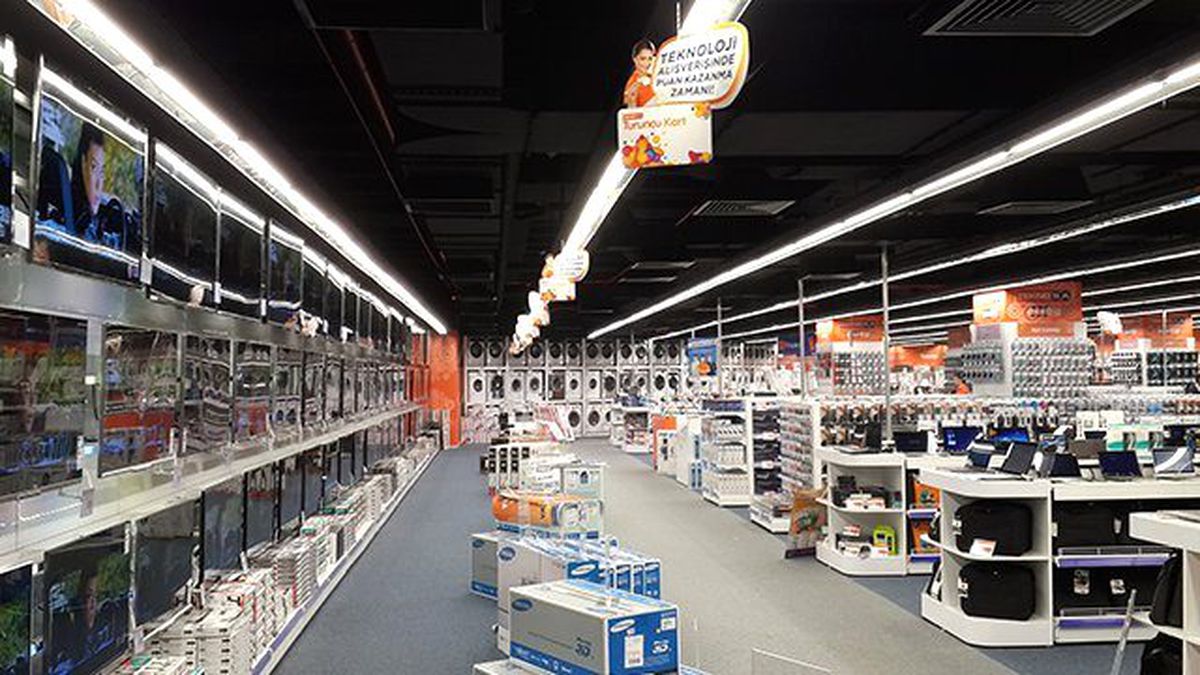 Teknosa 76 Mağazayı Kapatıyor