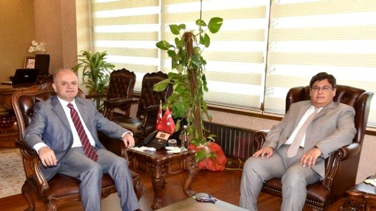Vali Çakacak, Tarsus Yeni Başsavcısı Kılıç\'ı Kabul Etti