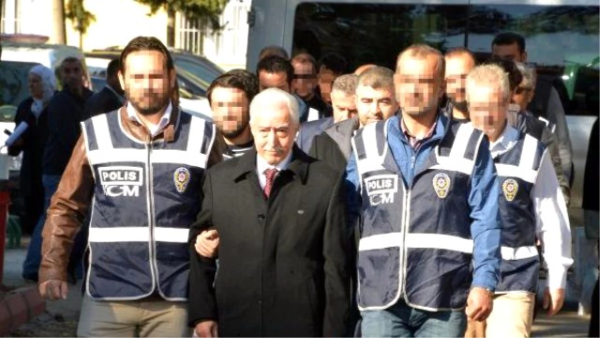 Adana\'da Fetö/pdy Davasında Eski Başkan Zihni Aldırmaz Tahliye Edildi